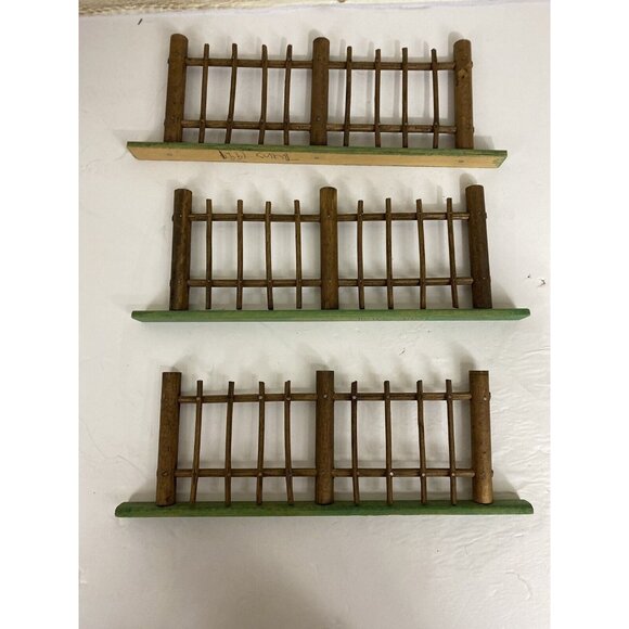 Set Of 3 Pieces Miniature Wood Fence Corral Christmas Village Dollhouse Vtg 1991 - Picture 3 of 11